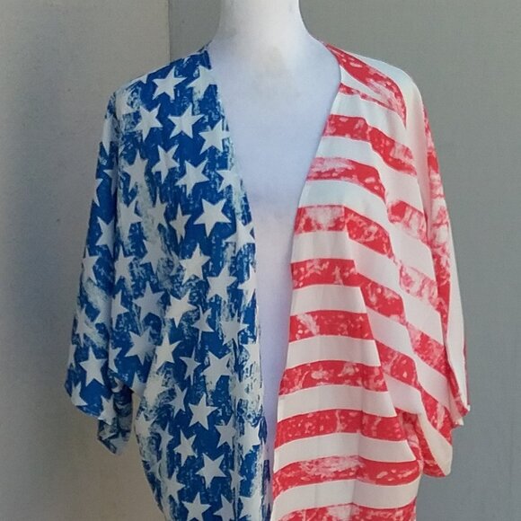 Undranded Women's Kimono Size Med Red White and Stars Nautical July Patriotic - Picture 3 of 6